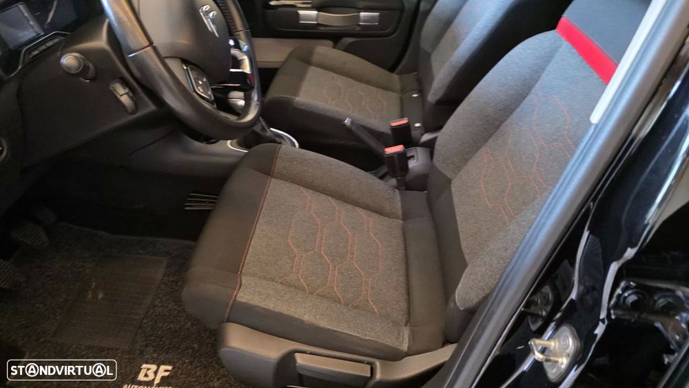 Citroën C3 1.2 PureTech Shine - 33