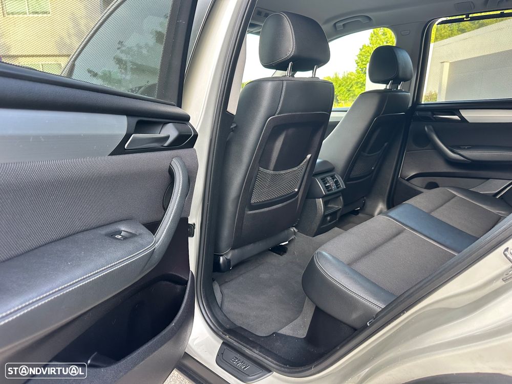 BMW X3 20 d xDrive Auto - 24