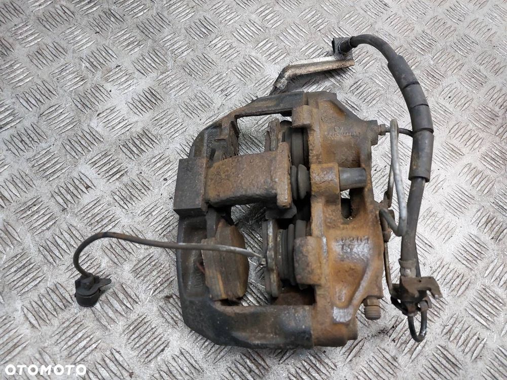 ZACISK HAMULCOWY PRAWY PRZÓD AUDI A8 D2 ABZ SILNIK DNW SKRZYNIA DTD - 5