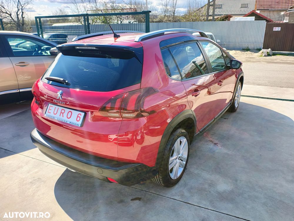 Peugeot 2008 PureTech 110 GPF Stop&Start EAT6 Style - 4