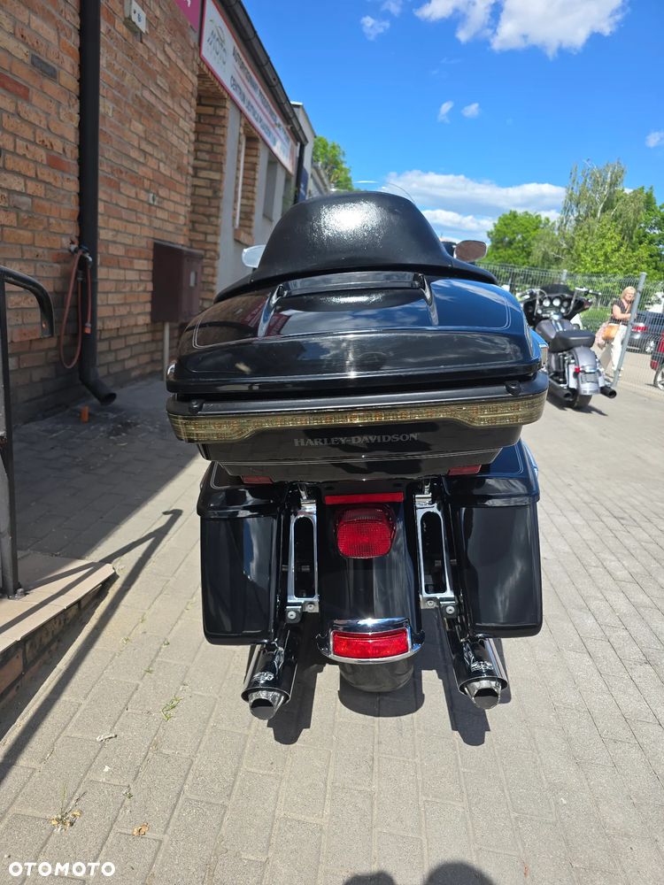 Harley-Davidson FLH Electra Glide - 16