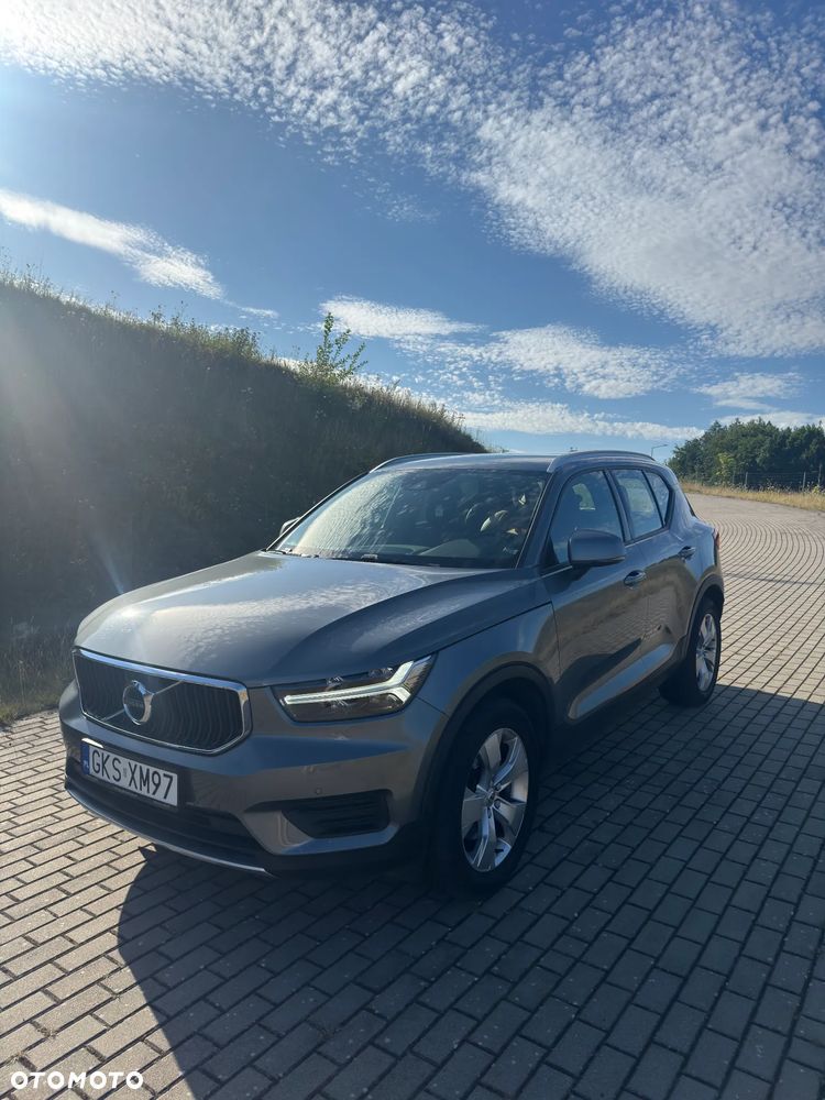 Volvo XC 40 D4 AWD Momentum - 4