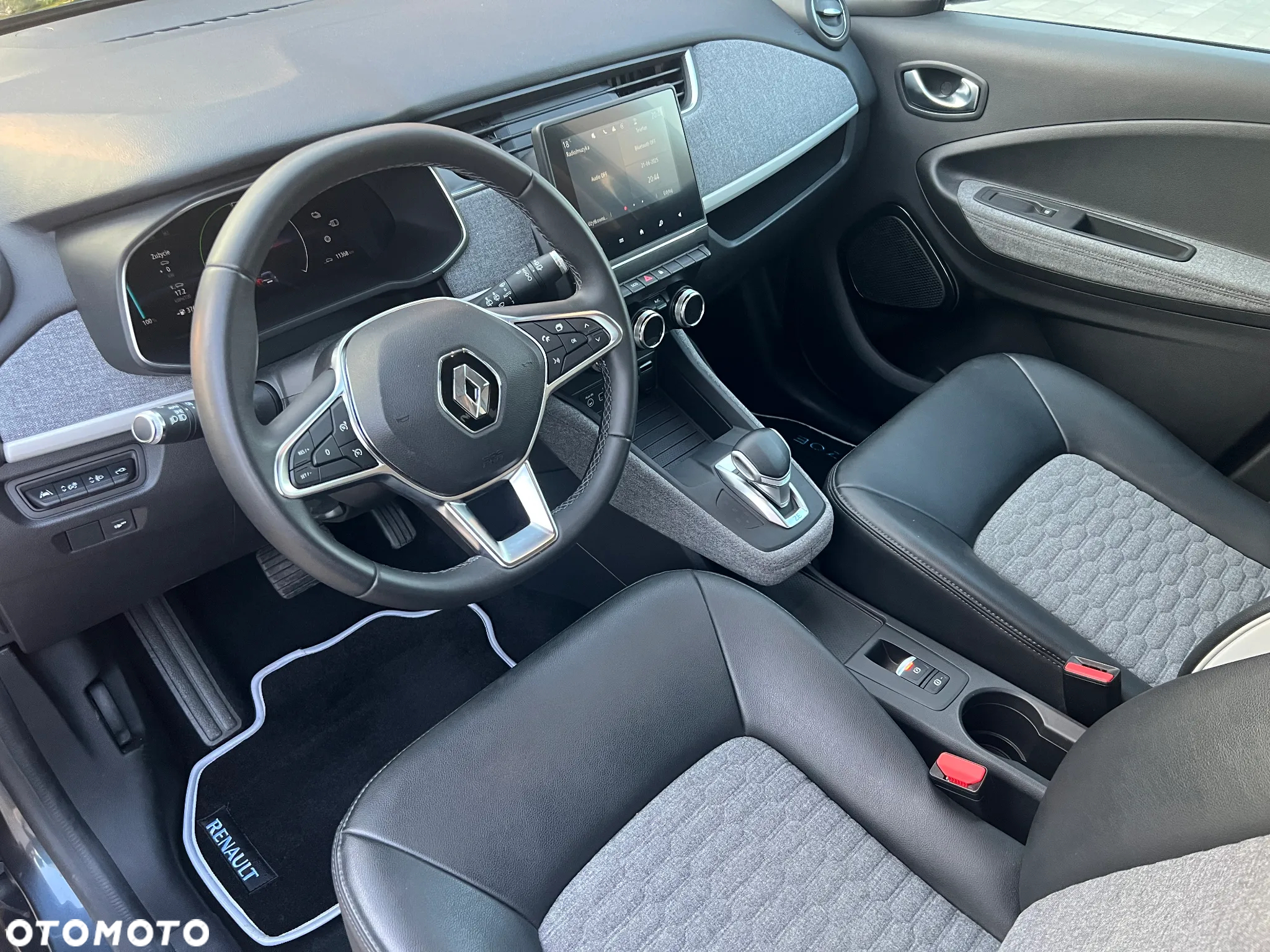 Renault Zoe - 10