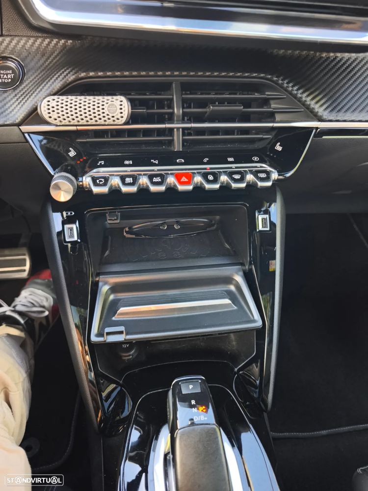 Peugeot e-2008 GT - 22