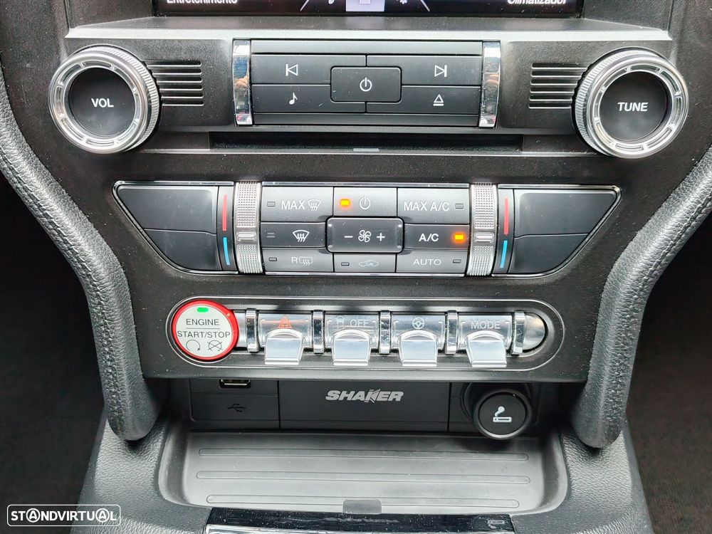 Ford Mustang 2.3i EcoBoost - 19