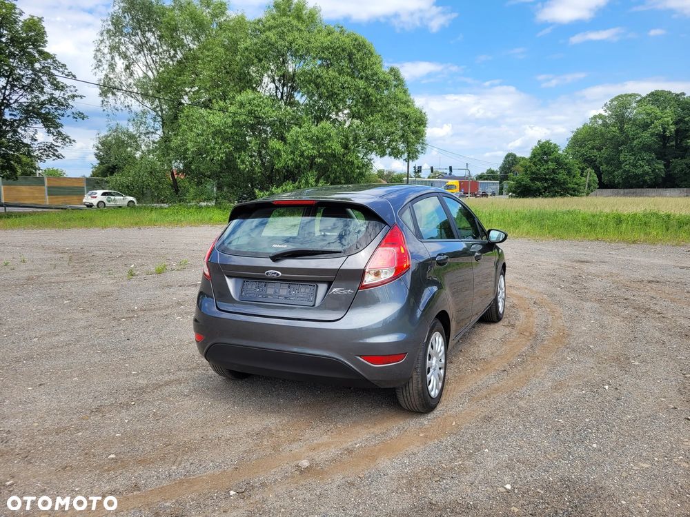Ford Fiesta - 13