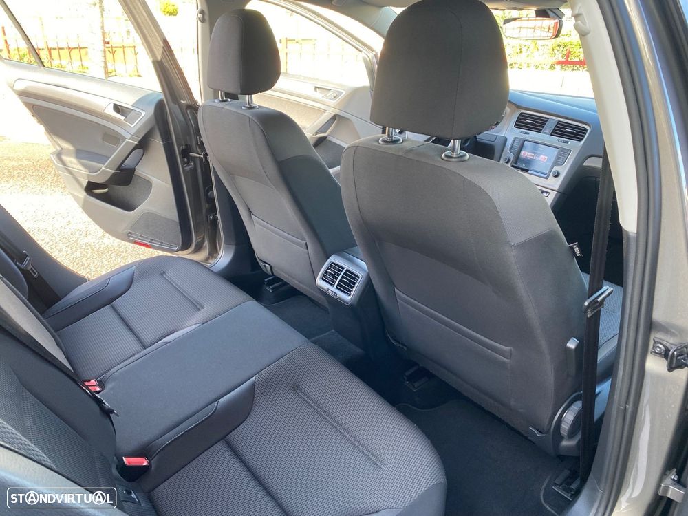 VW Golf 1.6 TDi GPS Edition DSG - 9