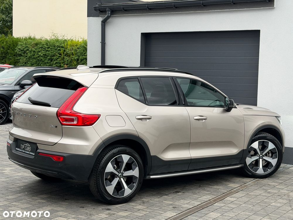 Volvo XC 40 B4 AWD Ultimate Dark - 28