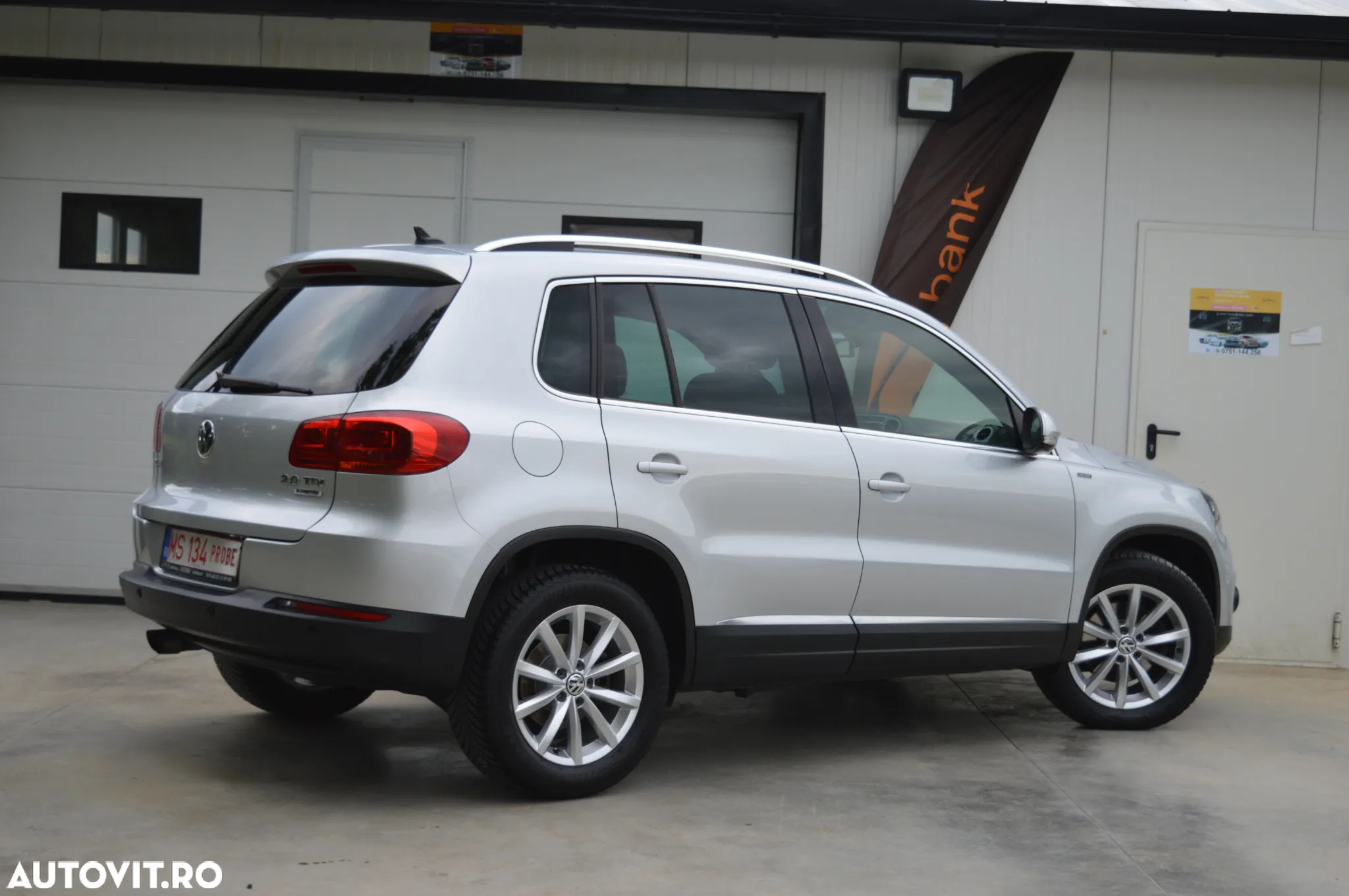 Volkswagen Tiguan - 5