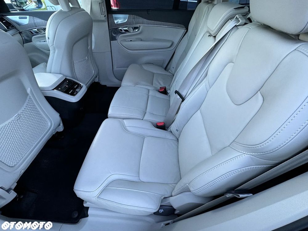 Volvo XC 90 B5 D AWD Geartronic Inscription - 32