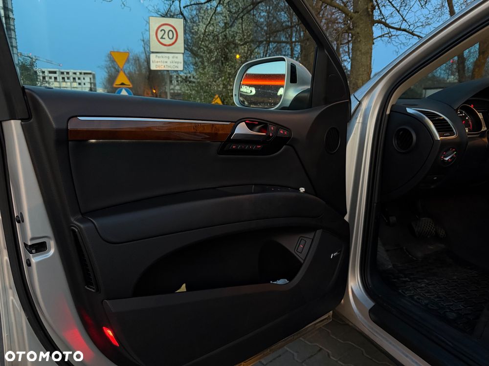 Audi Q7 - 19