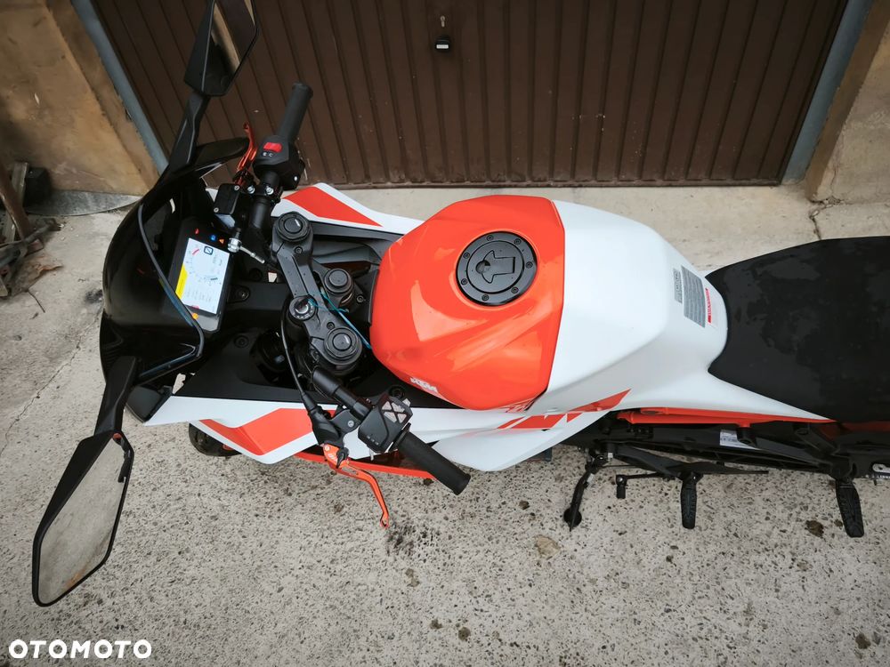 KTM RC 125 - 9