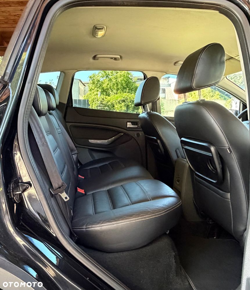 Ford Kuga 2.0 TDCi 4x4 Titanium - 13