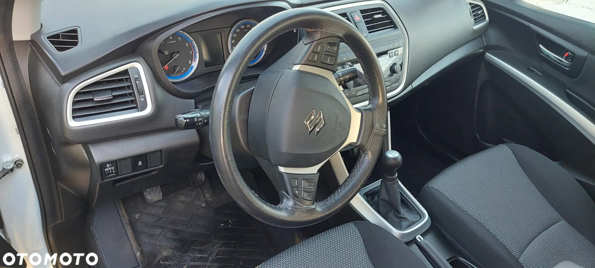 Suzuki SX4 S-Cross 1.6 Comfort - 11