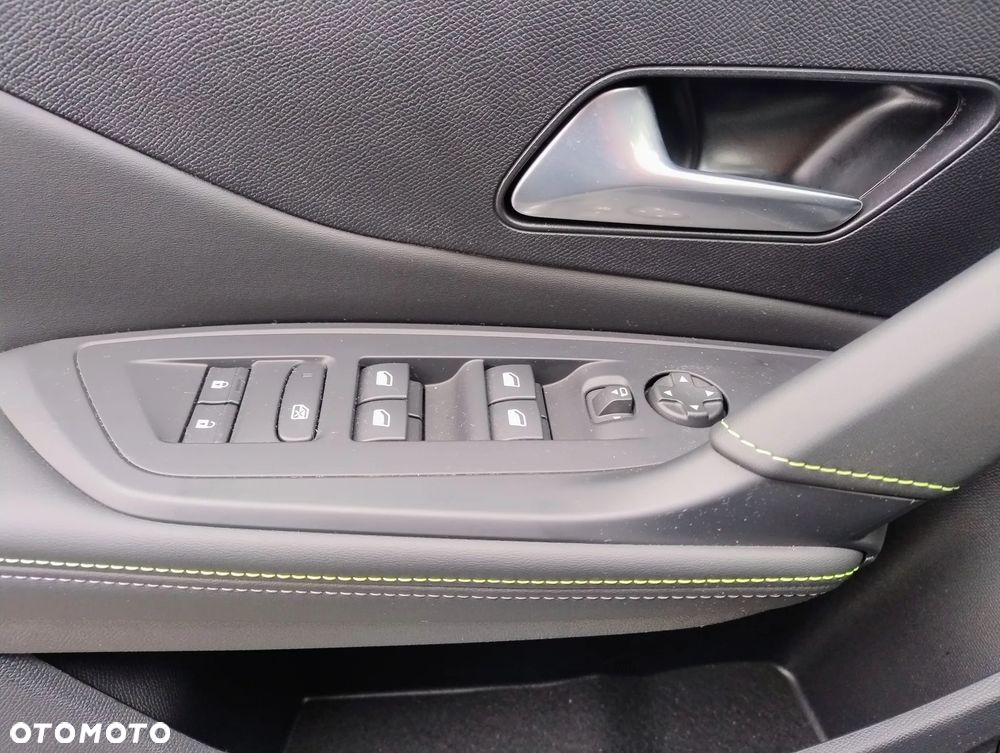 Peugeot 308 1.5 BlueHDi GT S&S EAT8 - 33