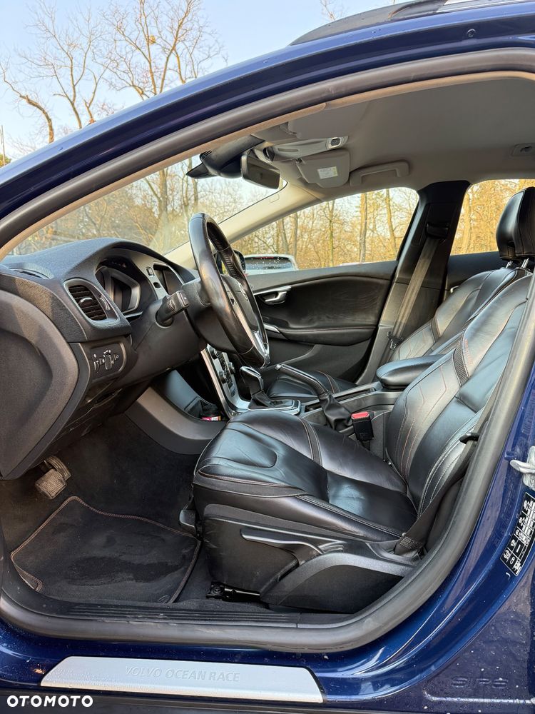 Volvo V40 Cross Country D2 Geartronic Ocean Race - 11