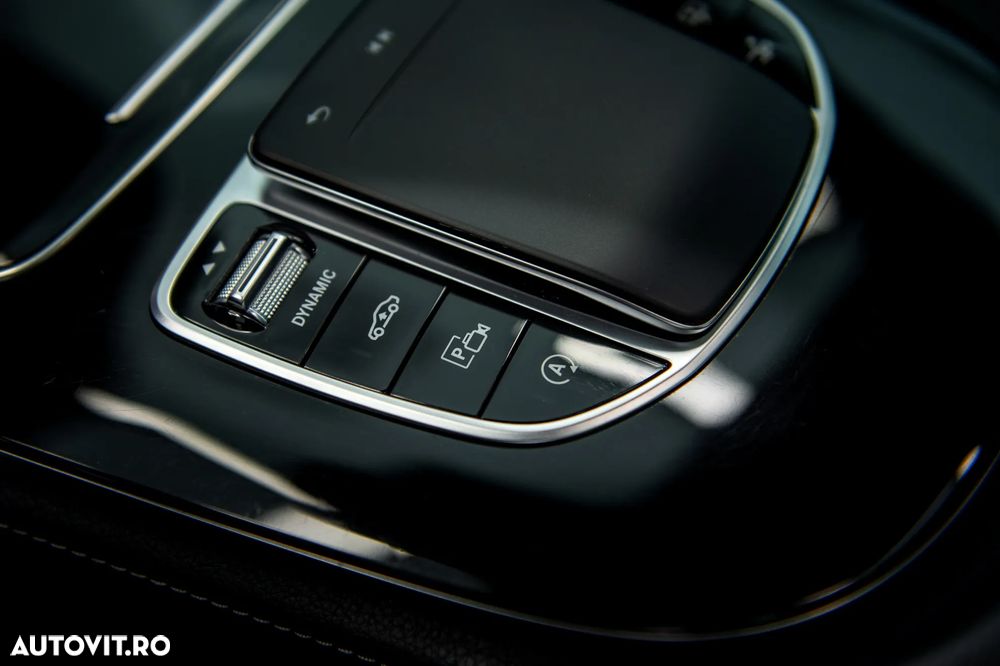 Mercedes-Benz E 400 d 4Matic Coupe 9G-TRONIC AMG Line - 25
