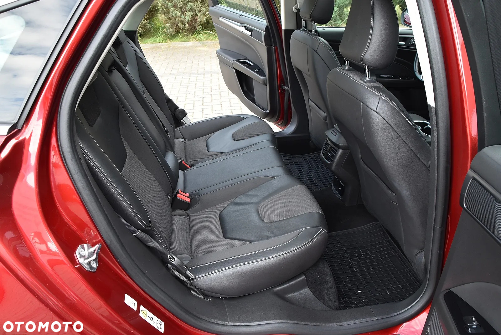 Ford Mondeo - 22