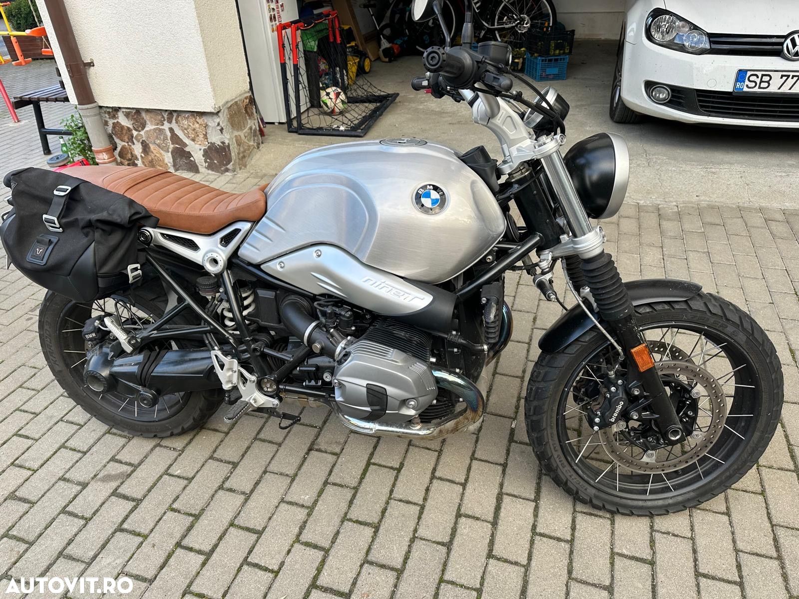 BMW R nine T Scrambler - 1