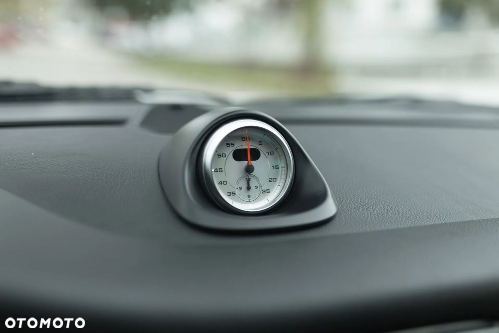 Porsche 911 Carrera Tiptronic S - 24