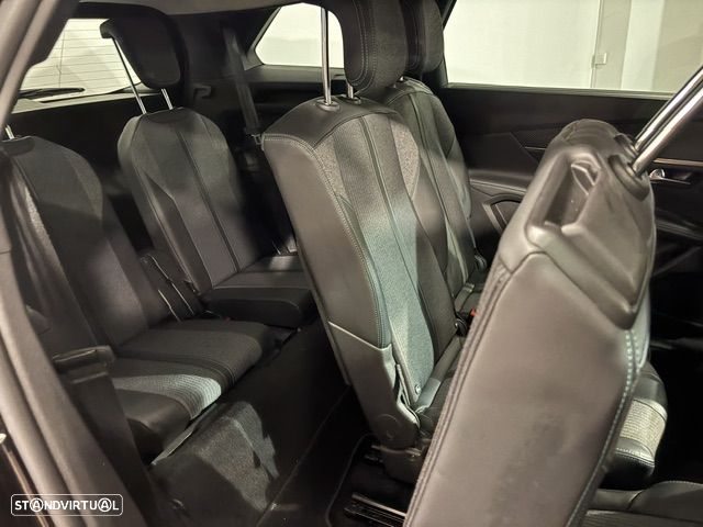 Peugeot 5008 1.5 BlueHDi GT Pack EAT8 — fotografia 36