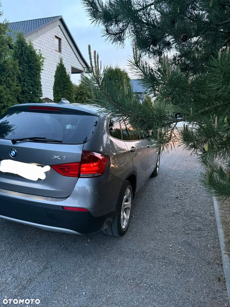 BMW X1 xDrive18d - 9