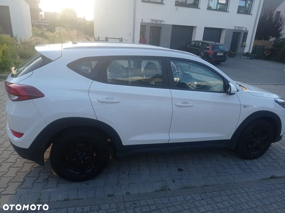 Hyundai Tucson 1.6 GDI BlueDrive Comfort 2WD - 6