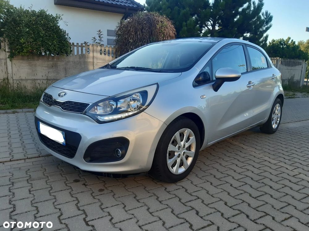 Kia Rio 1.1 CRDI Dream Team Edition - 1