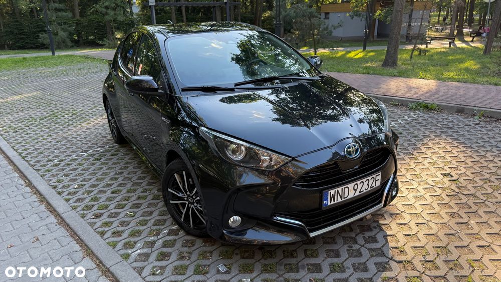Toyota Yaris Hybrid 1.5 Premiere Edition - 3
