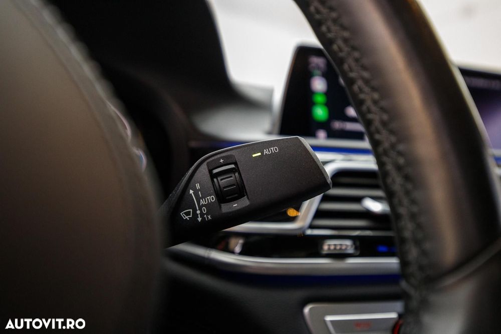 BMW Seria 7 745Le xDrive AT PHEV - 29