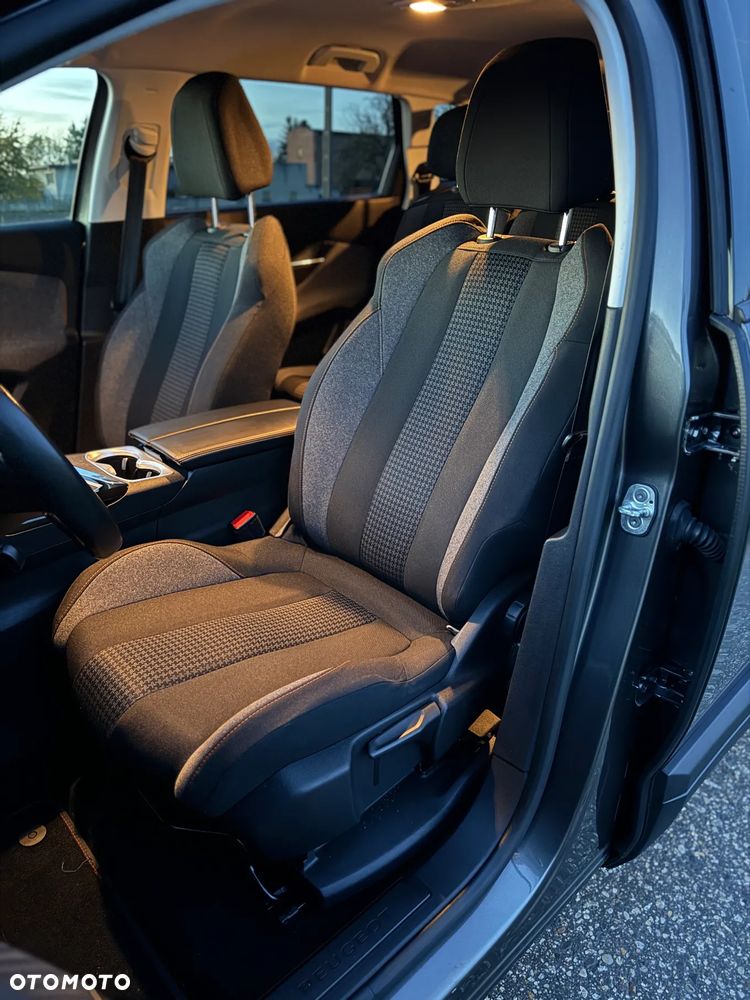 Peugeot 5008 1.2 PureTech Active S&S - 20