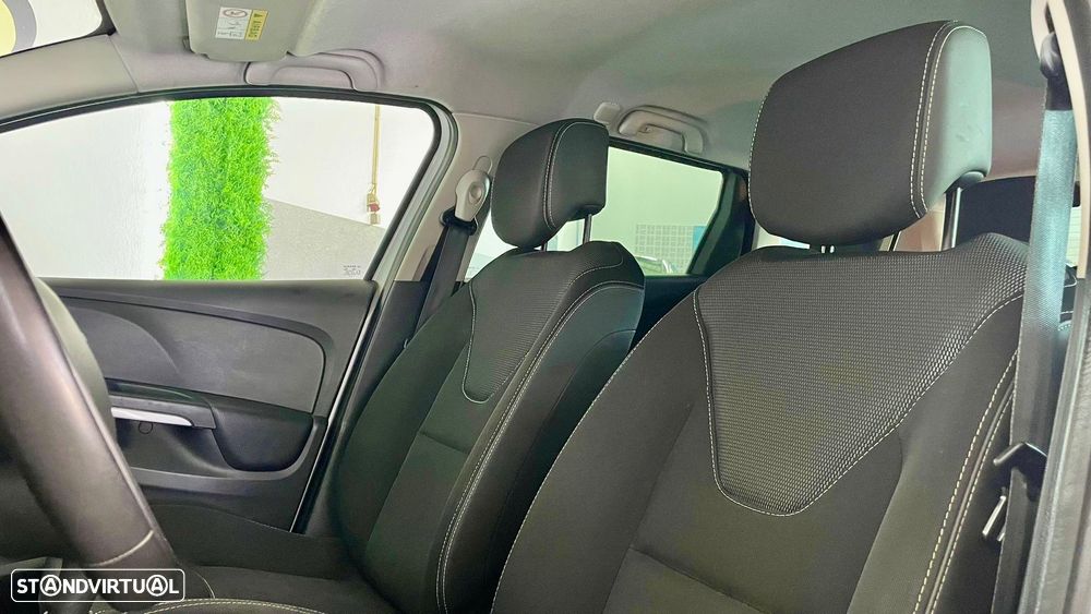 Renault Clio Sport Tourer Energy dCi 90 Start & Stop LIMITED - 10