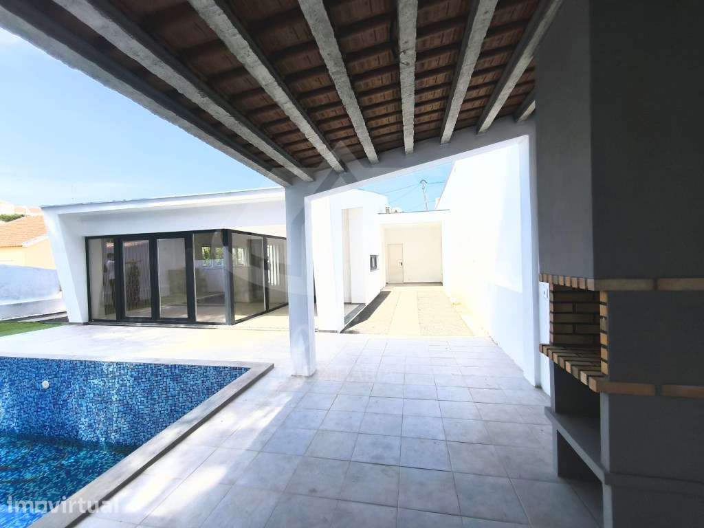 Moradia térrea V3 com piscina e excelente localização no Alto do Ín... - Grande imagem: 4/48