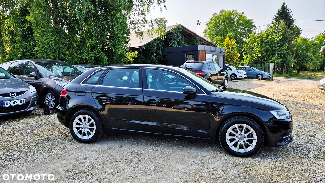 Audi A3 1.2 TFSI Sportback S tronic Ambiente - 8