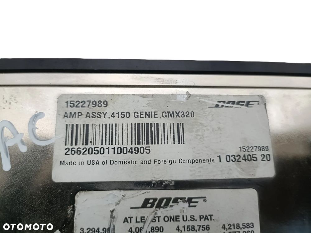 CADILLAC CTS I 02-07 WZMACNIACZ RADIA BOSE 15227989 * - 3