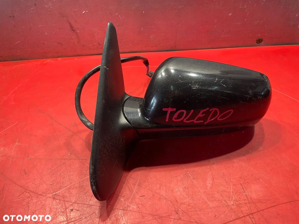 LUSTERKO LEWE SEAT TOLEDO - 1