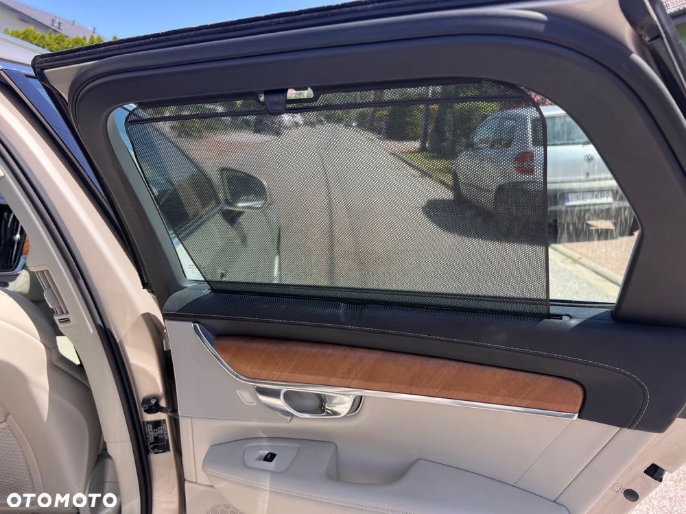 Volvo V90 D4 Inscription - 32