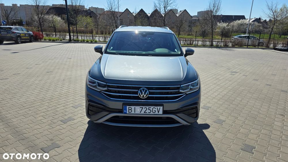 Volkswagen Tiguan Allspace 2.0 TSI 4Mot Elegance DSG - 17