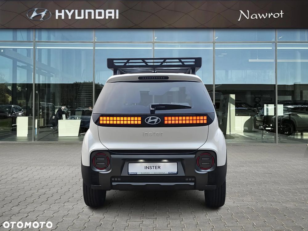 Hyundai Inster 49kWh Cross Smart - 4