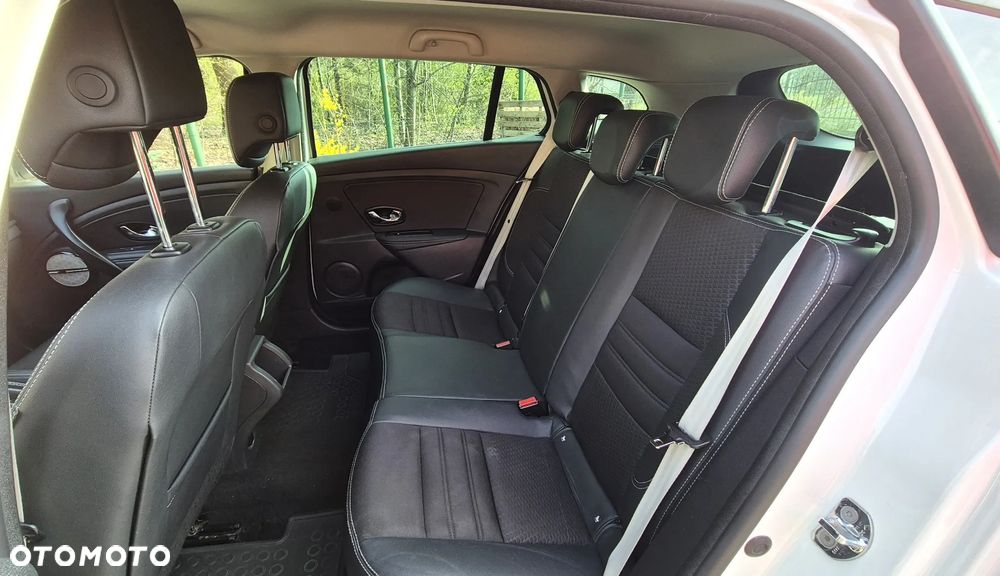 Renault Megane 1.2 16V TCe Energy Bose EU6 - 13