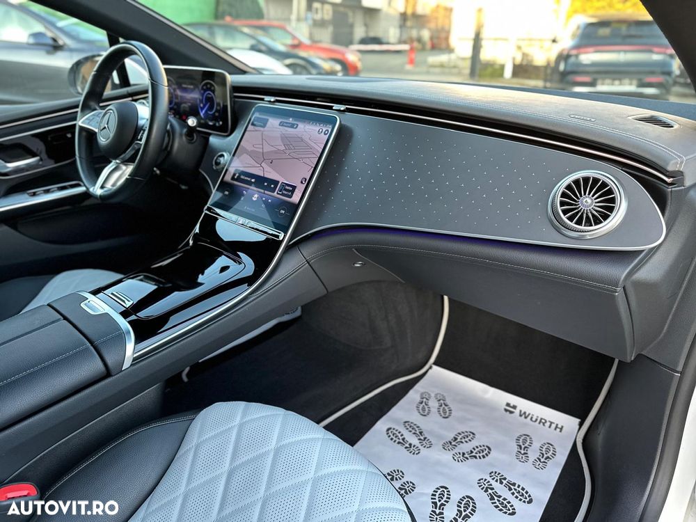 Mercedes-Benz EQE 300 Electric Art - 18