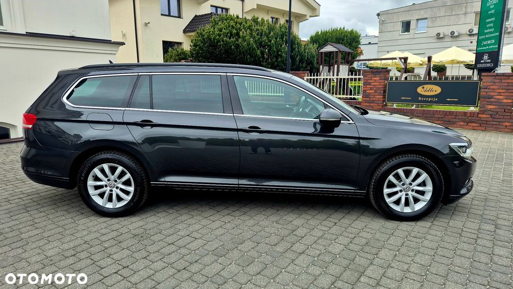 Volkswagen Passat 2.0 TDI (BlueMotion Technology) DSG Highline - 4