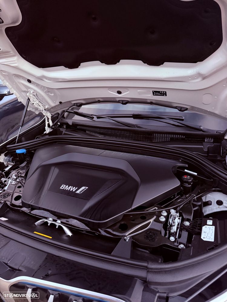 BMW iX1 xDrive30 xLine - 42