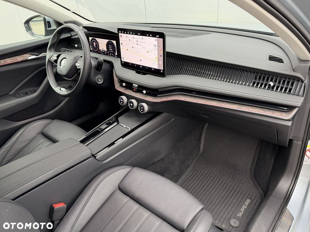 Skoda Superb 2.0 TDI SCR 4x4 L&K DSG - 29
