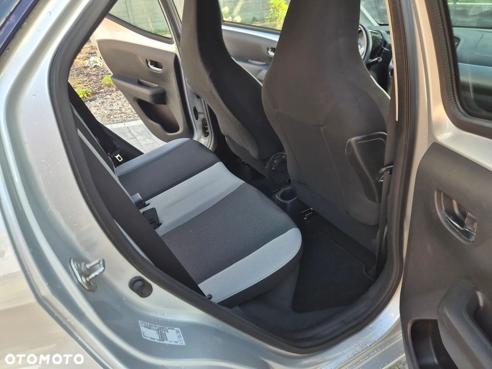 Toyota Aygo x-play Edition-S - 20