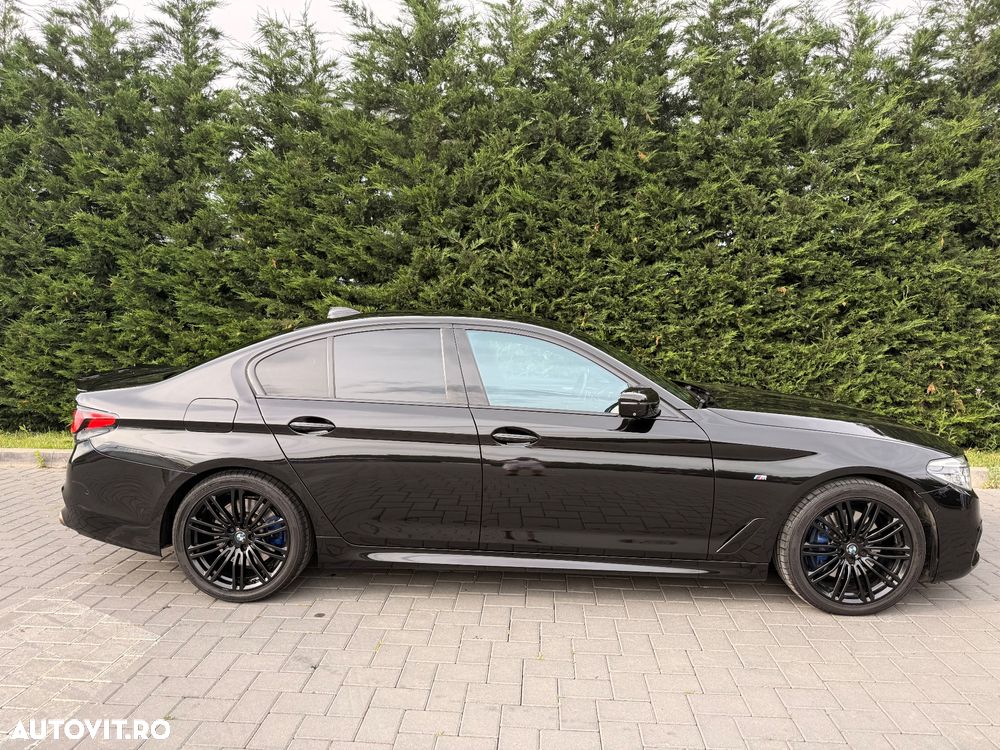 BMW Seria 5 530d xDrive AT - 9