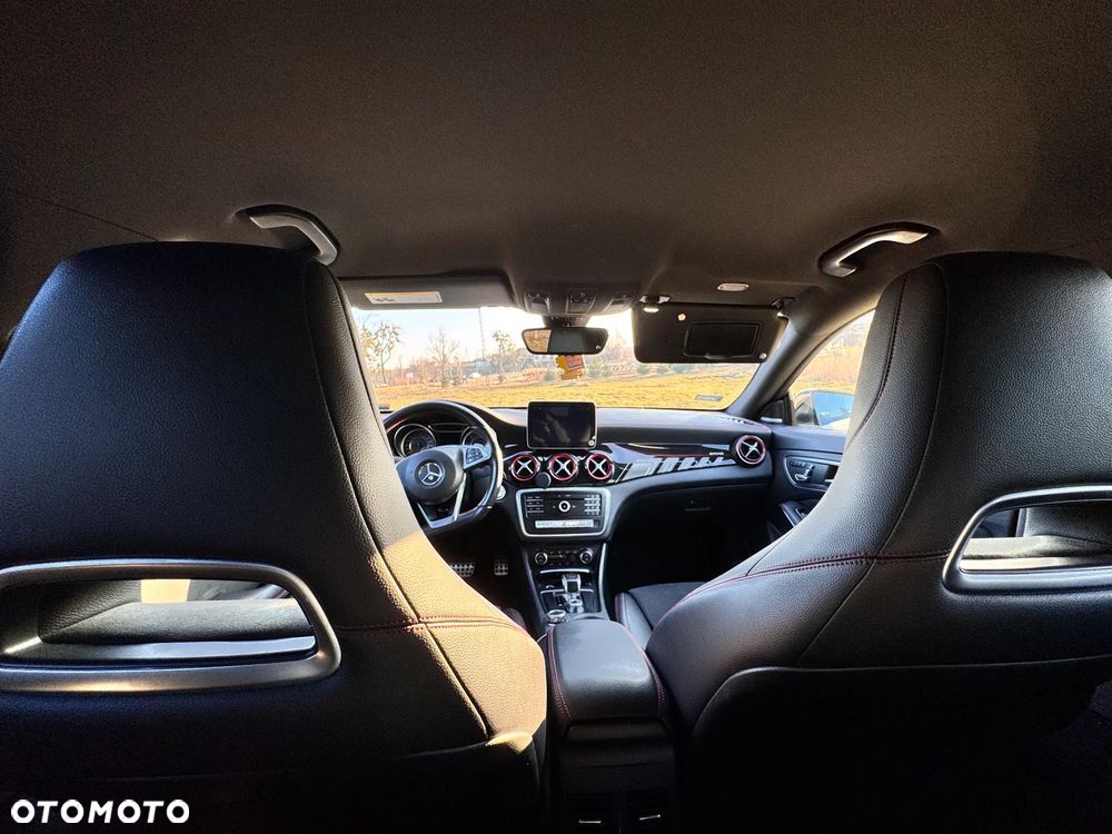 Mercedes-Benz CLA AMG 45 4-Matic - 25