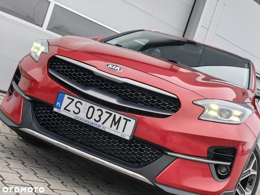 Kia XCeed 1.4 T-GDI M - 33