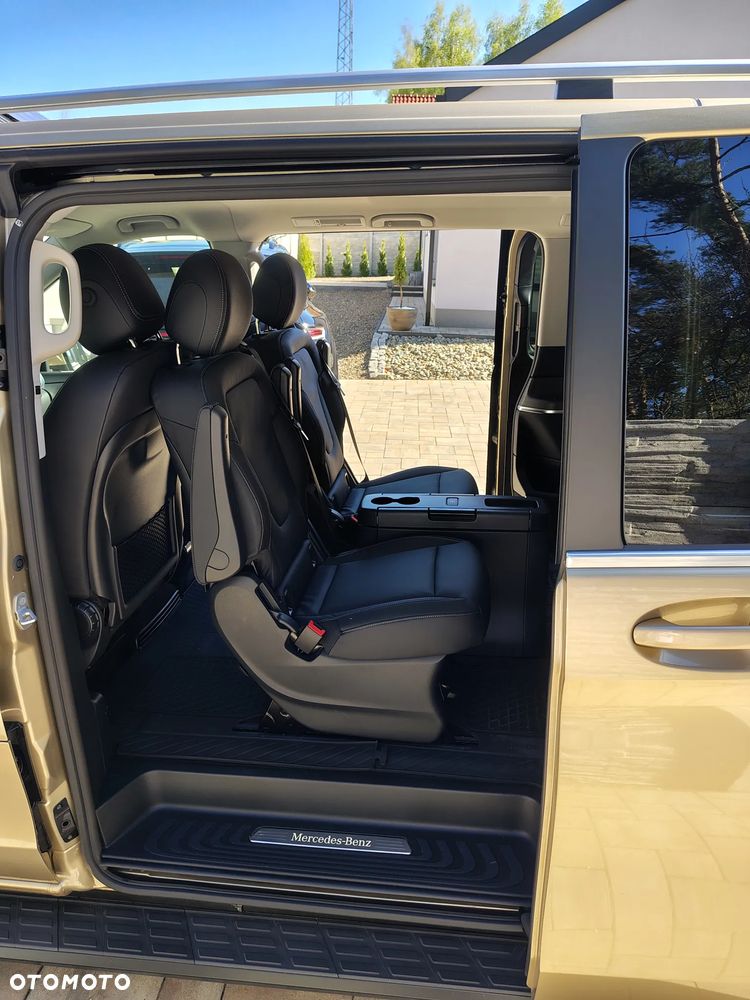 Mercedes-Benz Klasa V 220 d 4-Matic Avantgarde 9G-Tronic (d³ugi) - 15