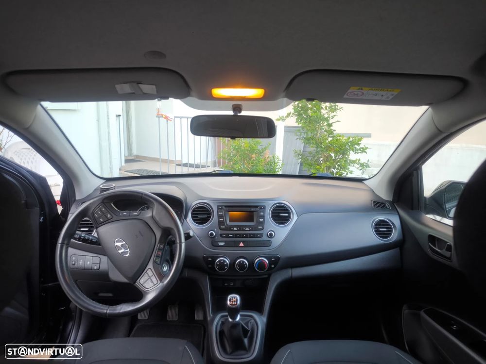 Hyundai i10 1.0 Urban - 10